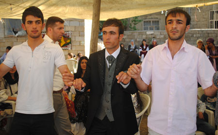 Yüksekova Düğünleri (13.06.2010) 30