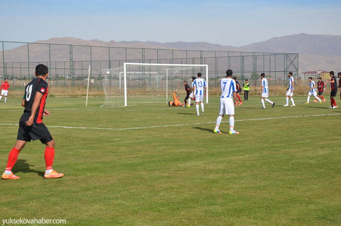 Yüksekova'daki maçta Ankara Katliamı kınandı 7