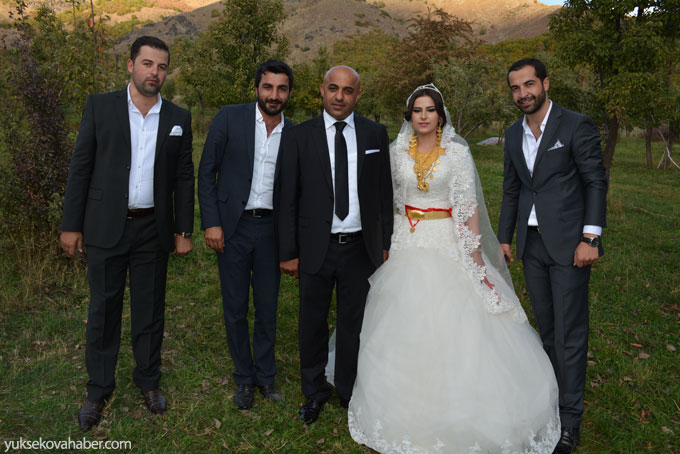 Şemdinli'de yapılan Töre ailesinin düğününden fotoğraflar 18