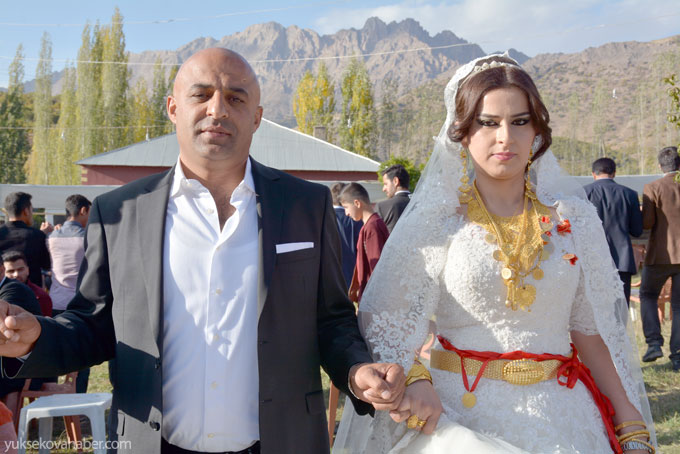 Şemdinli'de yapılan Töre ailesinin düğününden fotoğraflar 35