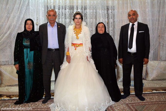 Şemdinli'de yapılan Töre ailesinin düğününden fotoğraflar 39