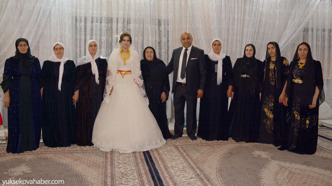 Şemdinli'de yapılan Töre ailesinin düğününden fotoğraflar 60