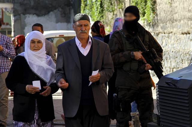 Yabancı ajanslardan Diyarbakır'dan seçim manzaraları 16