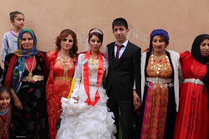 Yüksekova Düğünleri (09-10 Kasım 2015) 28