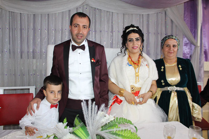 Yüksekova Düğünleri (15-16 Kasım 2015) 30