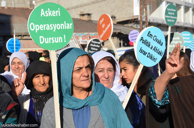 Yüksekova'da kadına yönelik şiddet protestosu 21