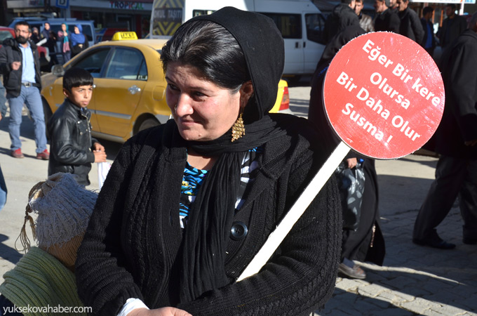 Yüksekova'da kadına yönelik şiddet protestosu 6