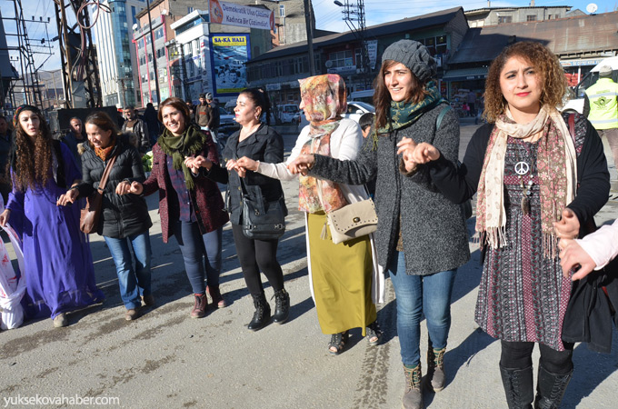 Yüksekova'da kadına yönelik şiddet protestosu 7