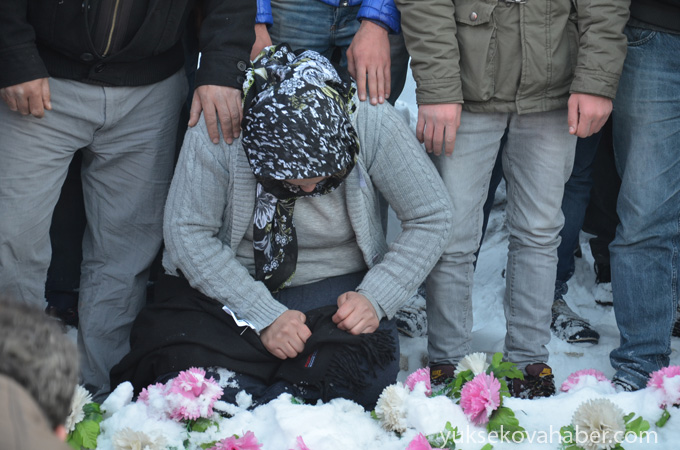 Yüksekova'da vurulan Ersin Aydın, toprağa verildi 8