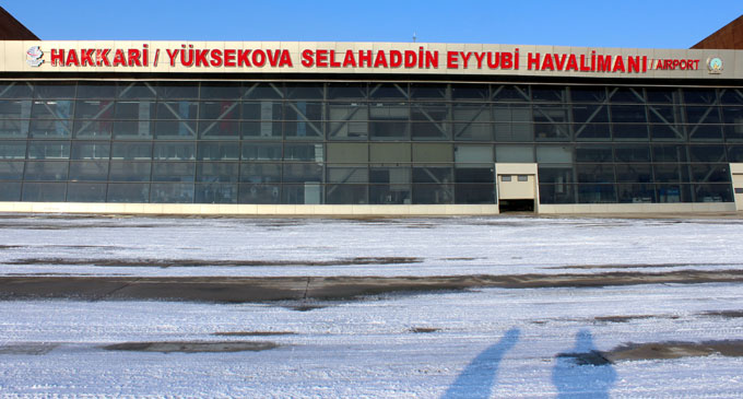 Uçuşların olmadığı Yüksekova havalimanı hazır tutuluyor 9