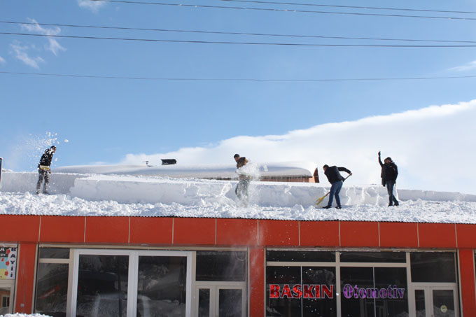 Yüksekova'dan kar manzaraları - foto - 01-01-2016 36