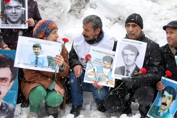 Kayıp yakınları Gazeteci Metin Göktepe'yi andı 13