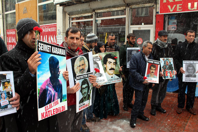 Kayıp yakınları Gazeteci Metin Göktepe'yi andı 6