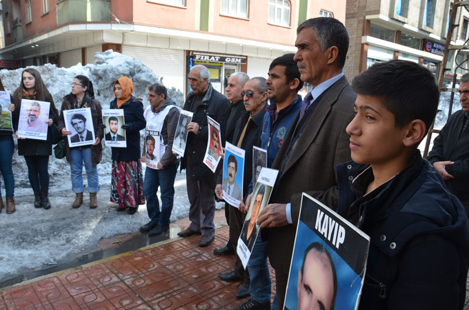Yüksekova'da kayıp yakınları, Yaşar'ın akıbetini sordu 12