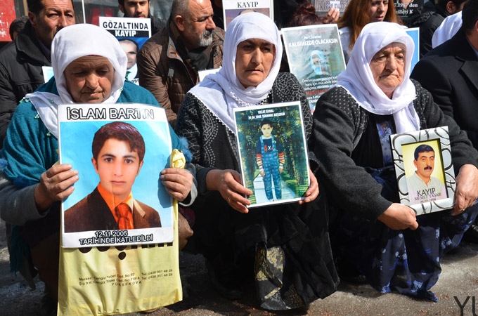 Yüksekova'da kayıp yakınları, Yaşar'ın akıbetini sordu 22