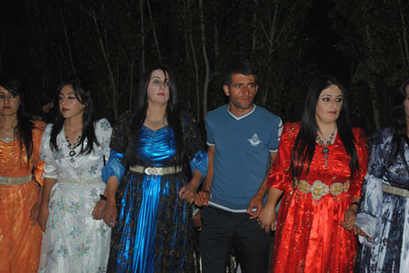 Yüksekova düğünleri (20-06-2010) 127