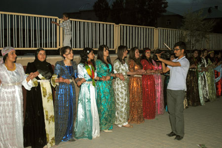Yüksekova düğünleri (20-06-2010) 64