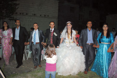 Yüksekova düğünleri (20-06-2010) 68