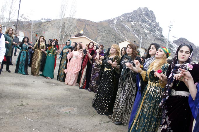 Şemdinli'de 2016 kadınlar günü kutlamasından fotoğraflar 1