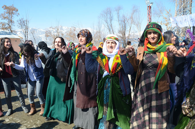 Yüksekova'da 2016 kadınlar günü kutlaması - 07-03-2016 9