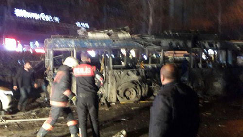 Ankara'daki patlamanın ardından ilk kareler 11