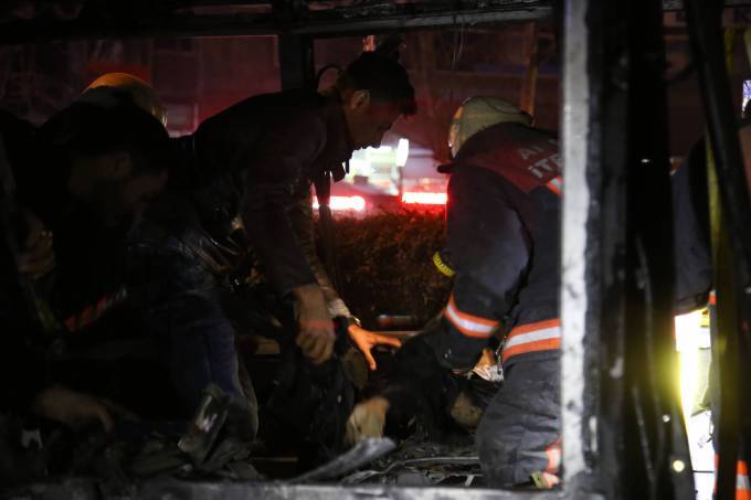 Ankara'daki patlamanın ardından ilk kareler 4