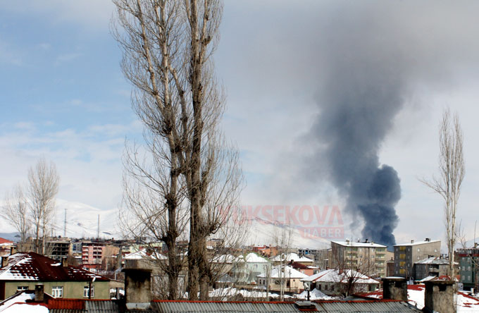 Yüksekova'dan dumanlar yükseliyor 4