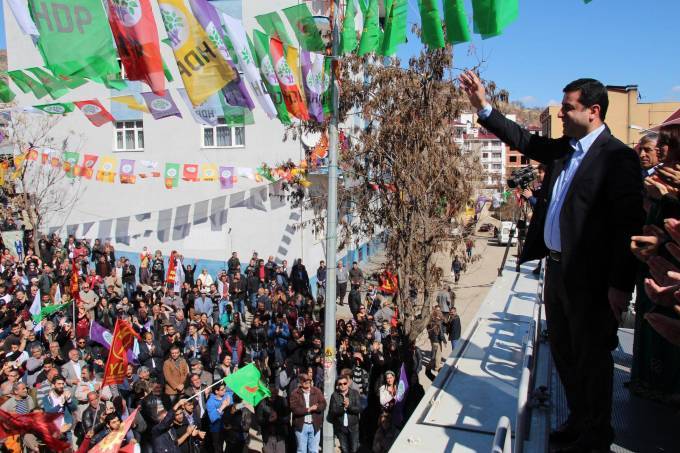 Demirtaş Dersim Newroz'unda konuştu 13