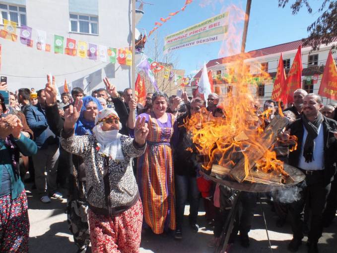 Demirtaş Dersim Newroz'unda konuştu 8