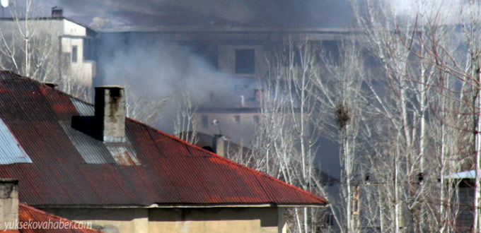 Yüksekova'da bombardıman sürüyor 11