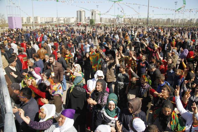 Diyarbakır’da Newroz günü 13