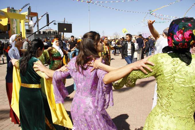 Diyarbakır’da Newroz günü 23