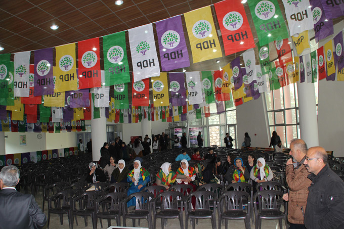 Demirtaş, HDP Hakkari kongresine katıldı 1