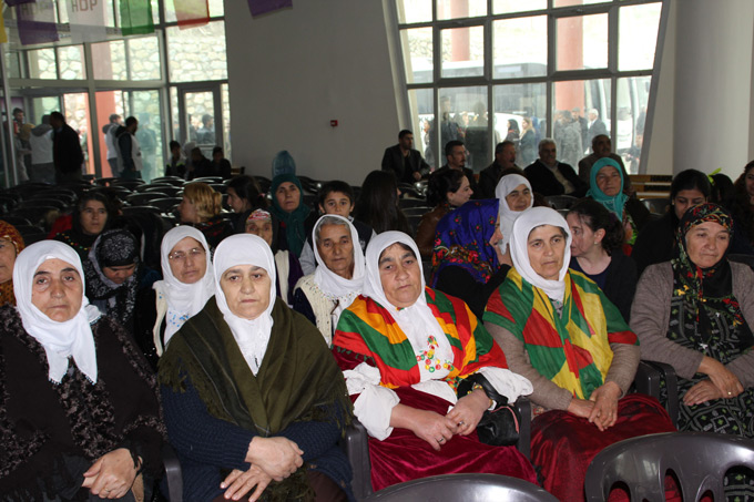 Demirtaş, HDP Hakkari kongresine katıldı 2