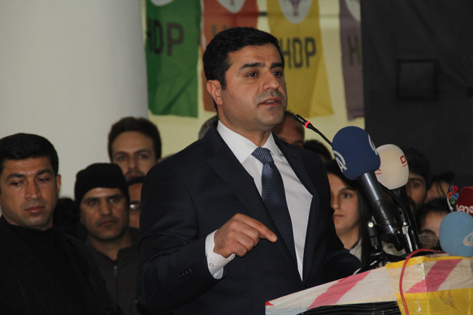 Demirtaş, HDP Hakkari kongresine katıldı 23
