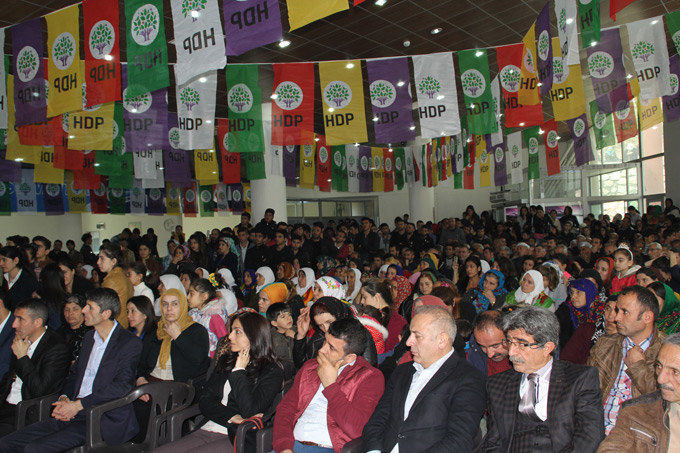 Demirtaş, HDP Hakkari kongresine katıldı 24