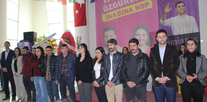 Demirtaş, HDP Hakkari kongresine katıldı 27