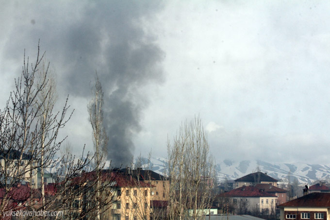 Yüksekova'da çatışmalar sürüyor / 27 Mart - GALERİ 1