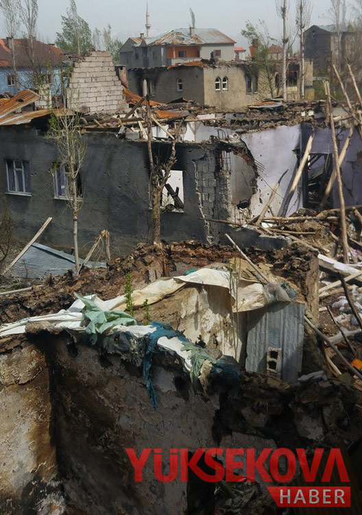 Yüksekova'da yıkımın izleri (YENİ) 1