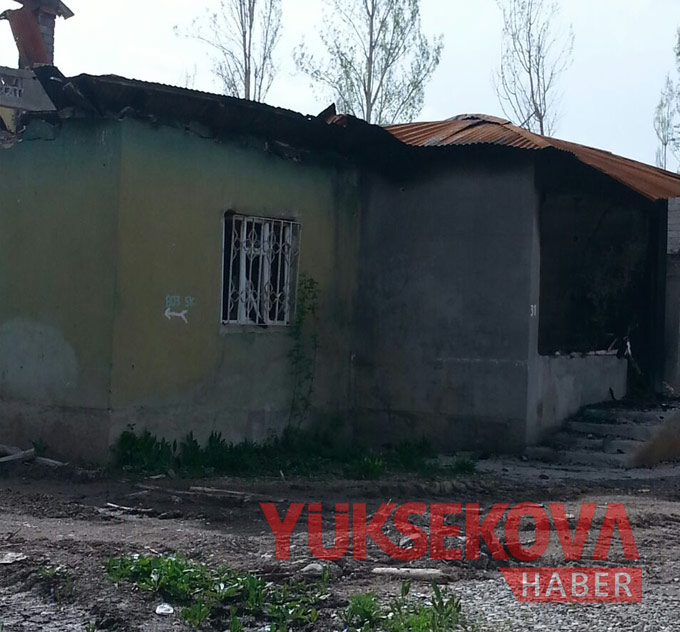 Harabeye dönen Yüksekova'dan yıkım görüntüleri 12