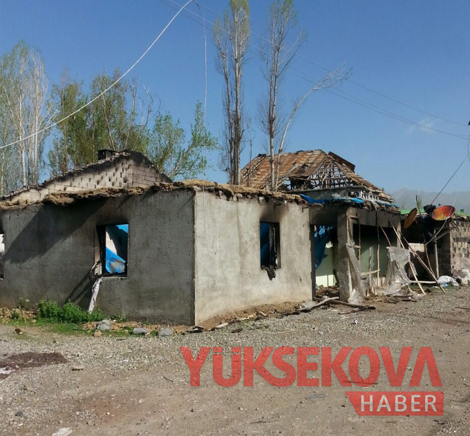 Harabeye dönen Yüksekova'dan yıkım görüntüleri 22