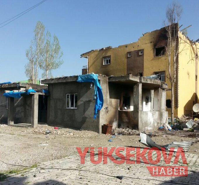 Harabeye dönen Yüksekova'dan yıkım görüntüleri 26