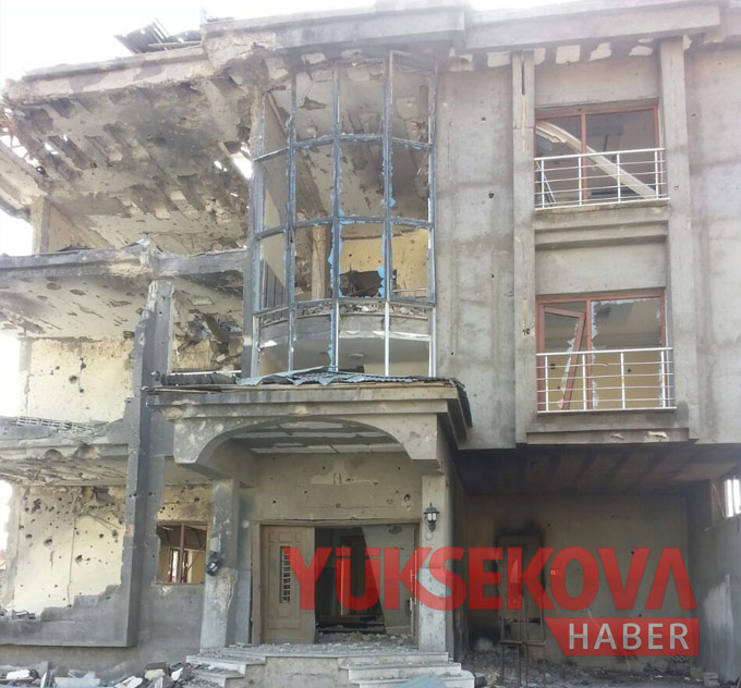 Harabeye dönen Yüksekova'dan yıkım görüntüleri 29