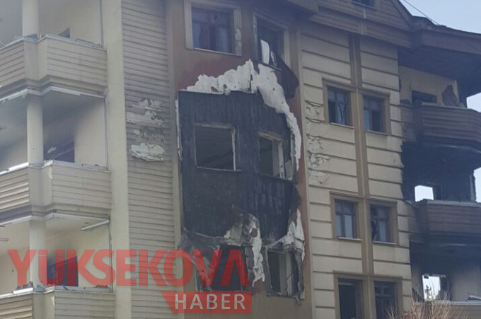 Yüksekova'nın o mahallesinde çatışma ve bombardıman izleri 17