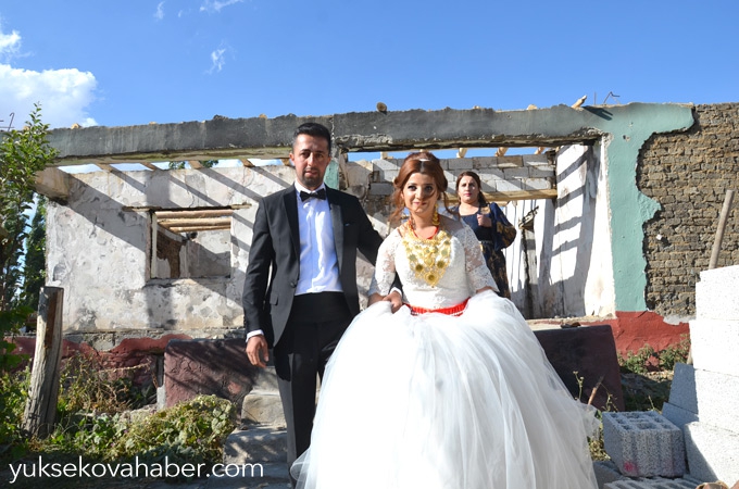 Yüksekova'da yıkıntılar arasında düğün - foto - 16-09-2016 6