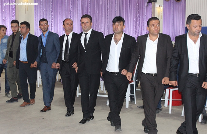 Özdemir ailesinin Yüksekova'daki düğün töreninden fotoğraflar 21