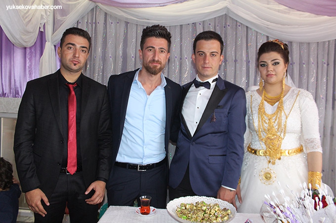Özdemir ailesinin Yüksekova'daki düğün töreninden fotoğraflar 33
