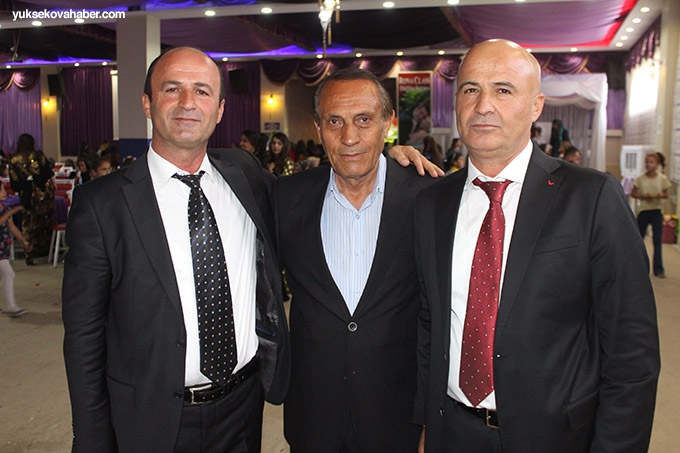 Özdemir ailesinin Yüksekova'daki düğün töreninden fotoğraflar 53