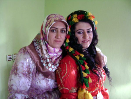 Yüksekova Düğünleri (27.06 2010) 161