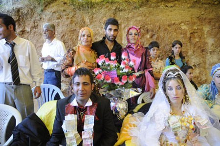 Yüksekova Düğünleri (27.06 2010) 92